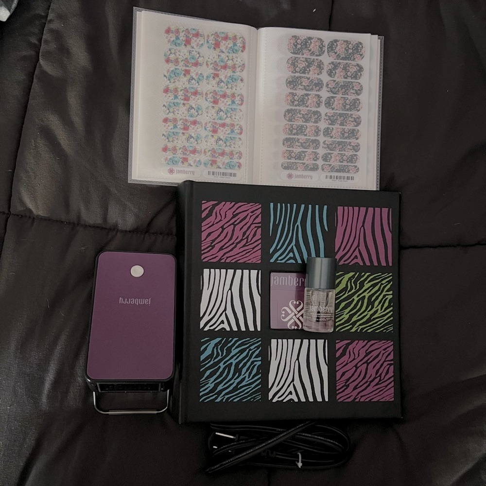 HUGE Jamberry collection with heater